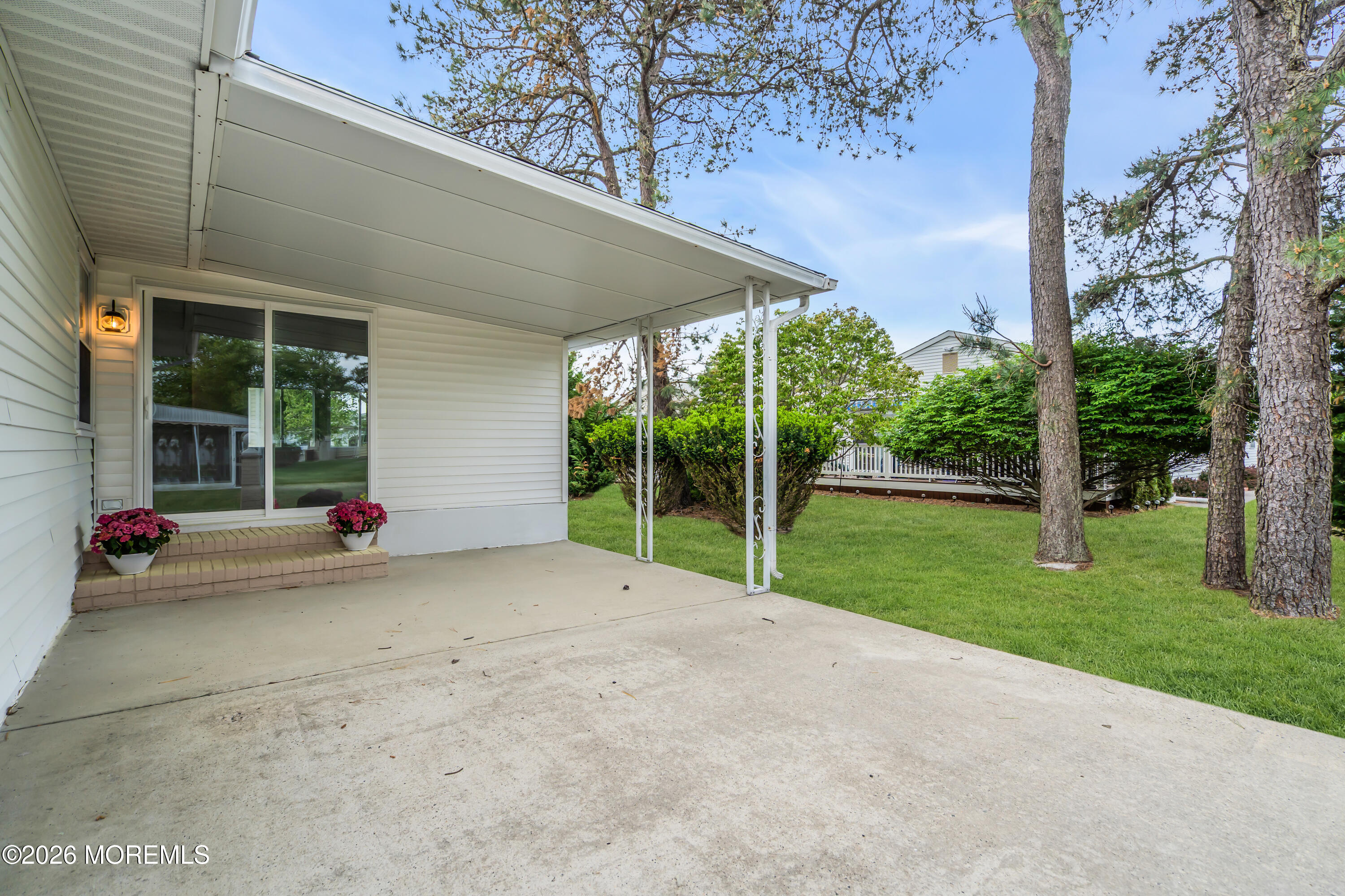 11 Tampa Lane Toms River NJ 08757