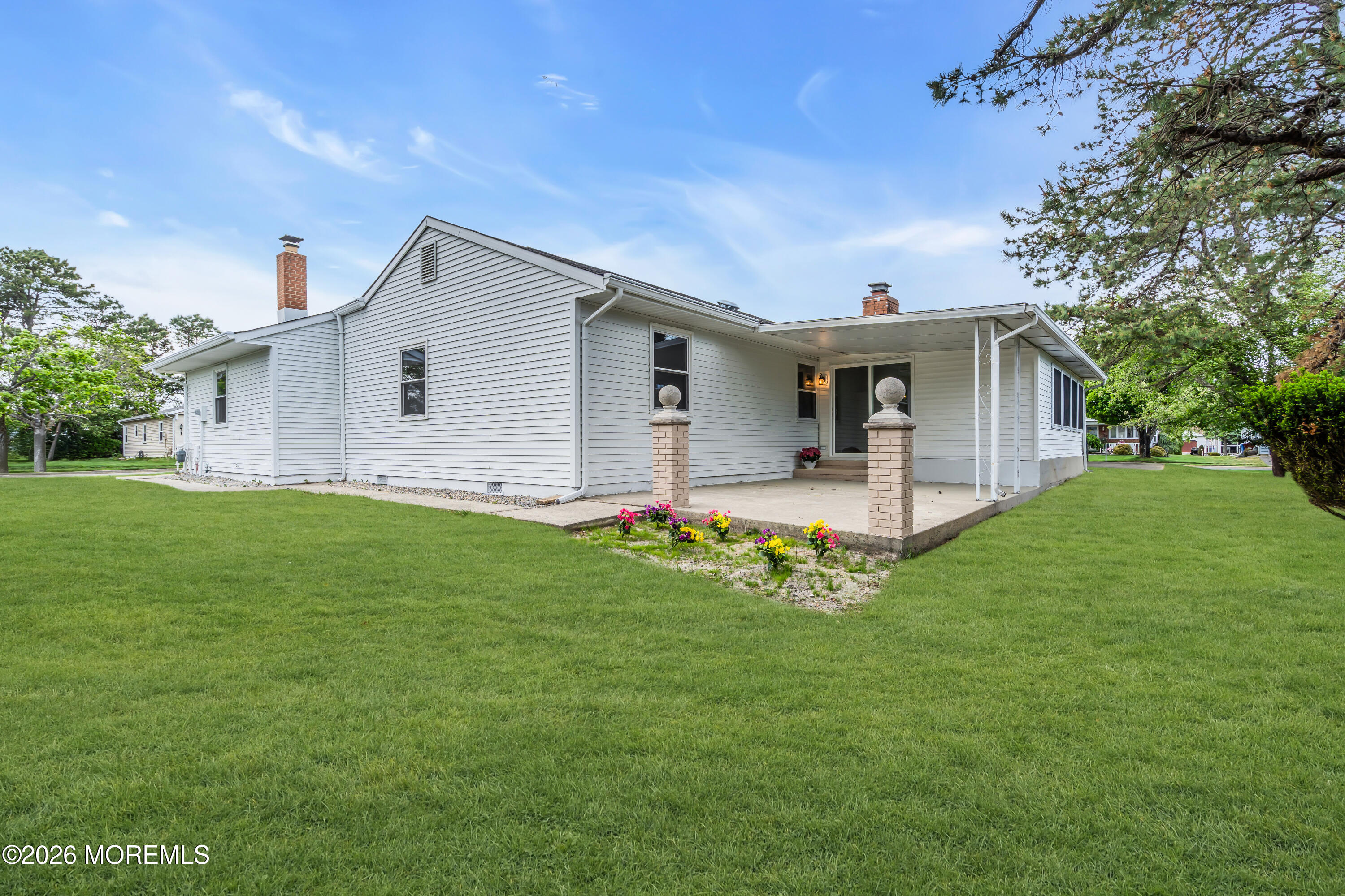 11 Tampa Lane Toms River NJ 08757