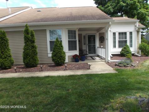 1156B Thornbury Lane Manchester NJ 08759