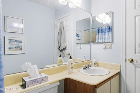 1156B Thornbury Lane Manchester NJ 08759