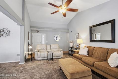 1156B Thornbury Lane Manchester NJ 08759