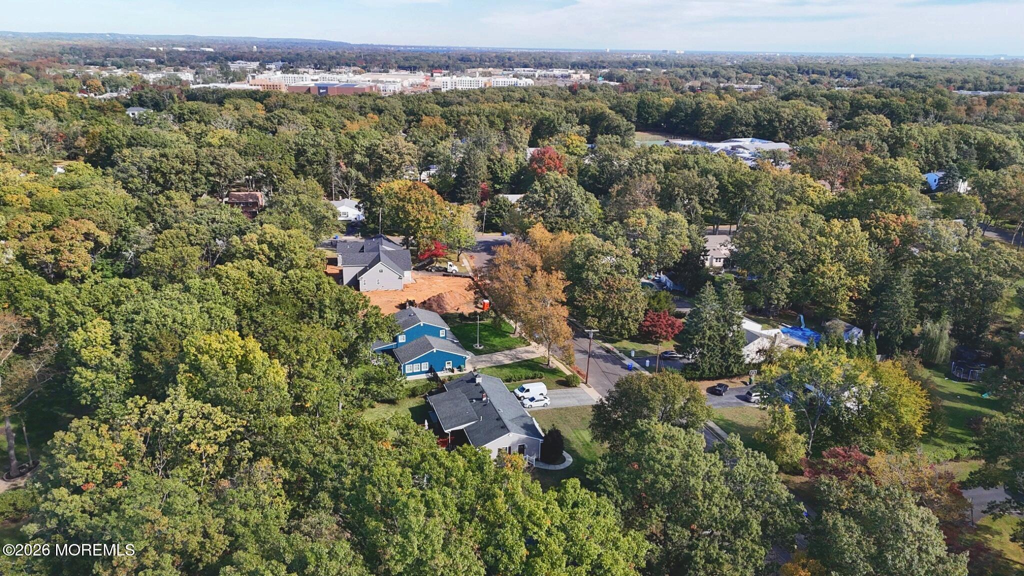 27 Surrey Lane Eatontown NJ 07724
