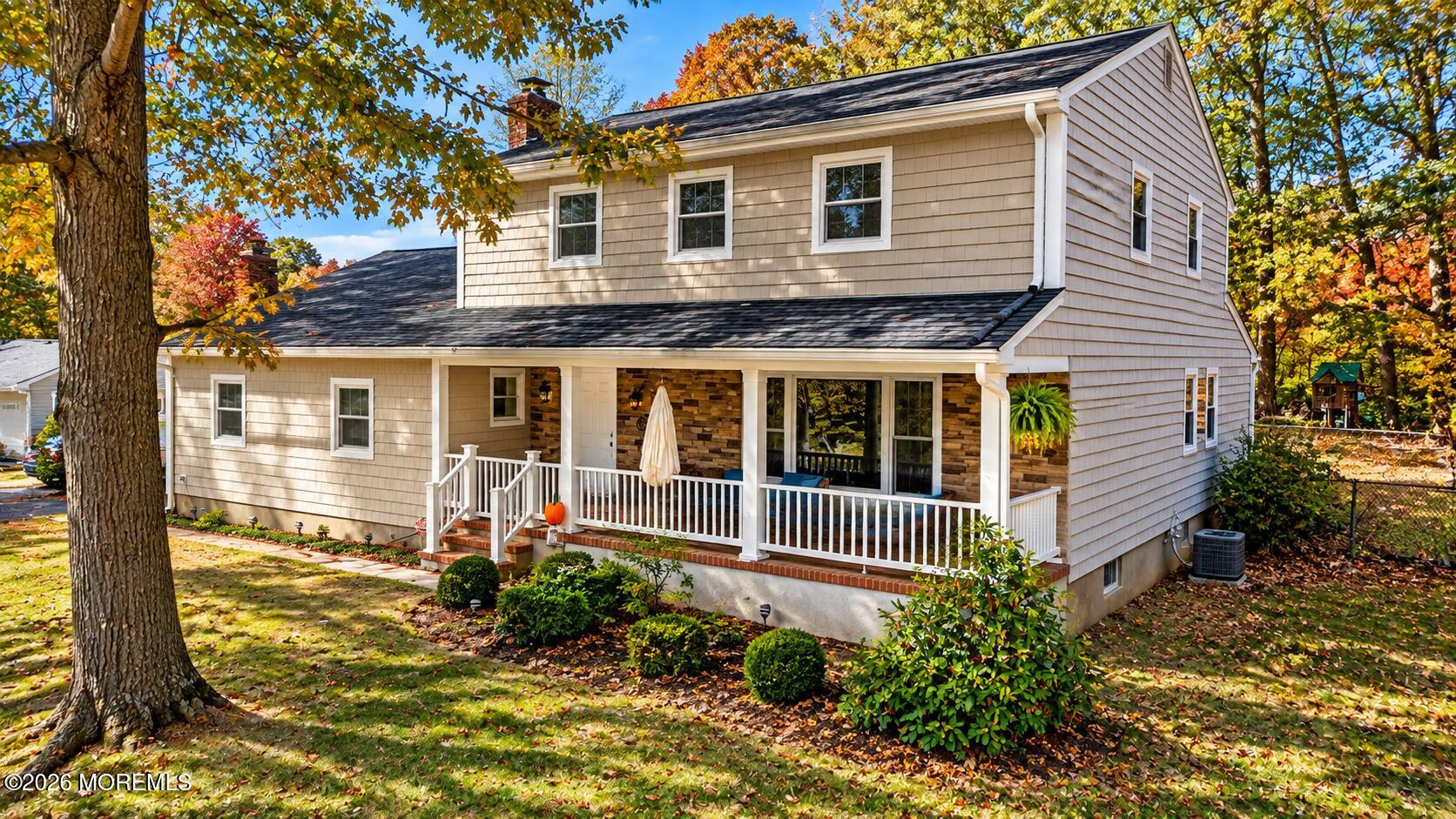 27 Surrey Lane Eatontown NJ 07724