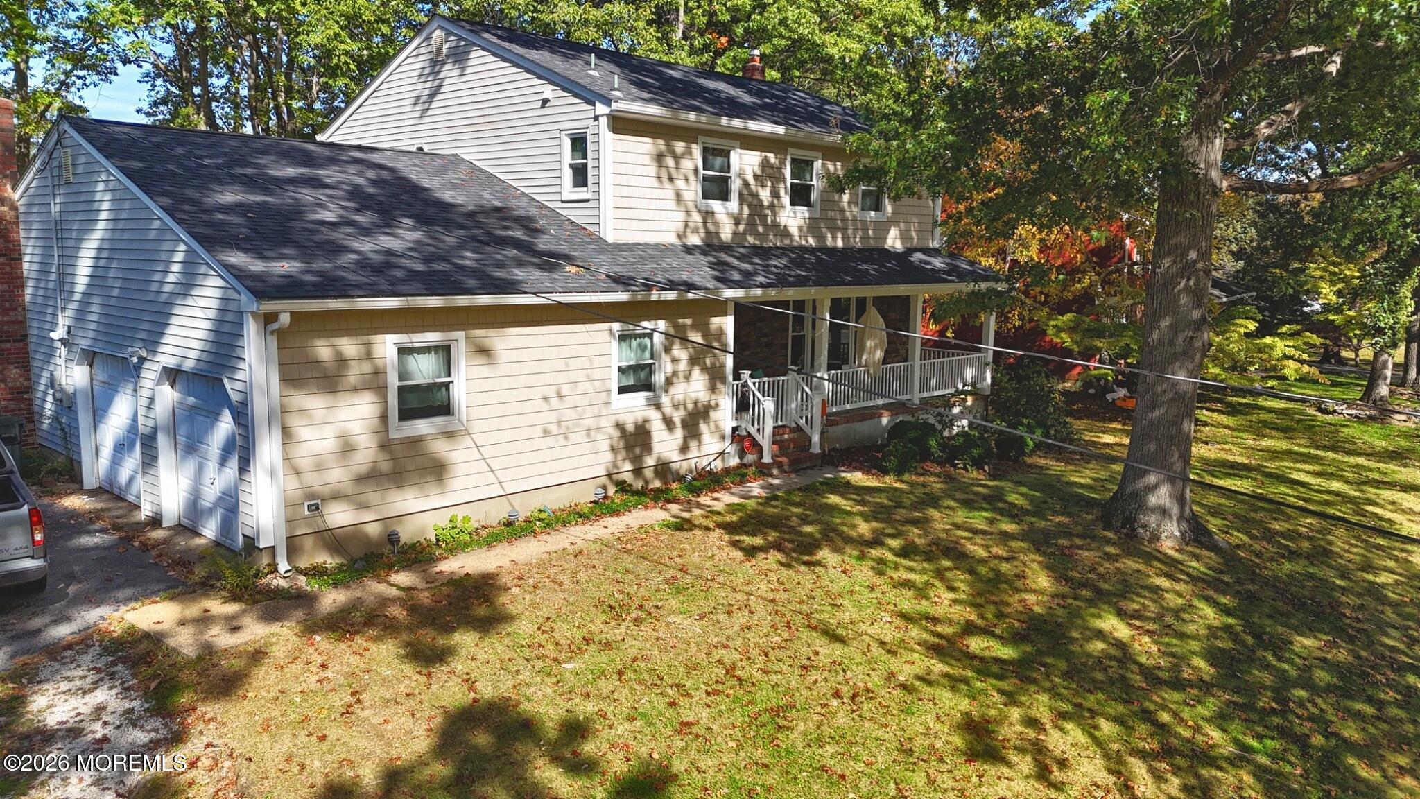 27 Surrey Lane Eatontown NJ 07724