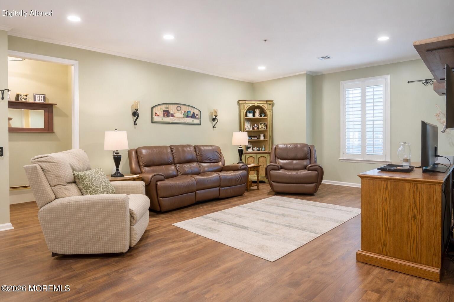 319 Regency Place Woodbridge NJ 07095
