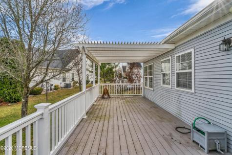 81 Halsted Drive Manchester NJ 08759