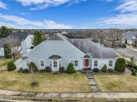 81 Halsted Drive Manchester NJ 08759