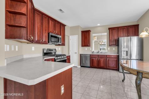 81 Halsted Drive Manchester NJ 08759