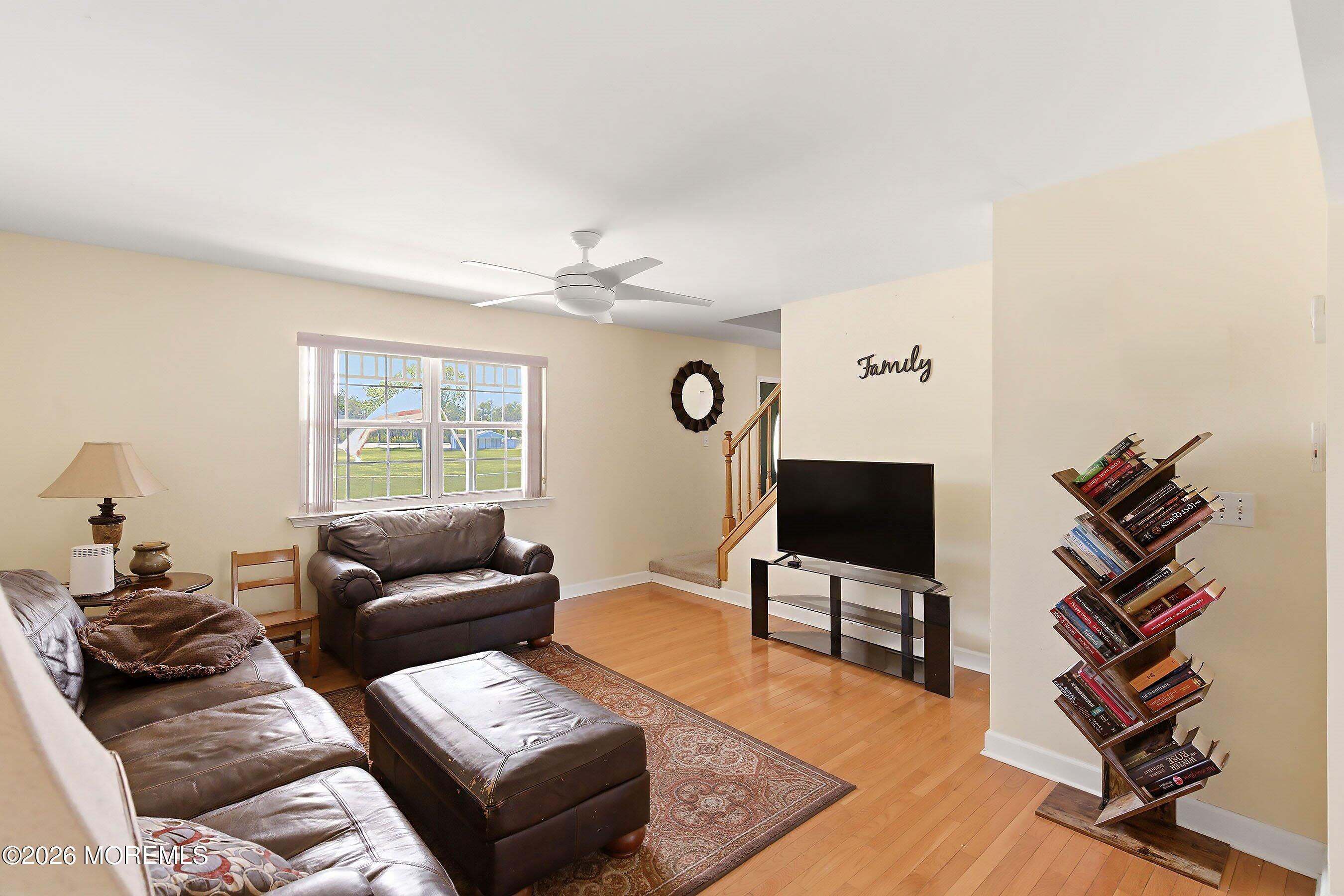 16 Cherry Street Beachwood NJ 08722