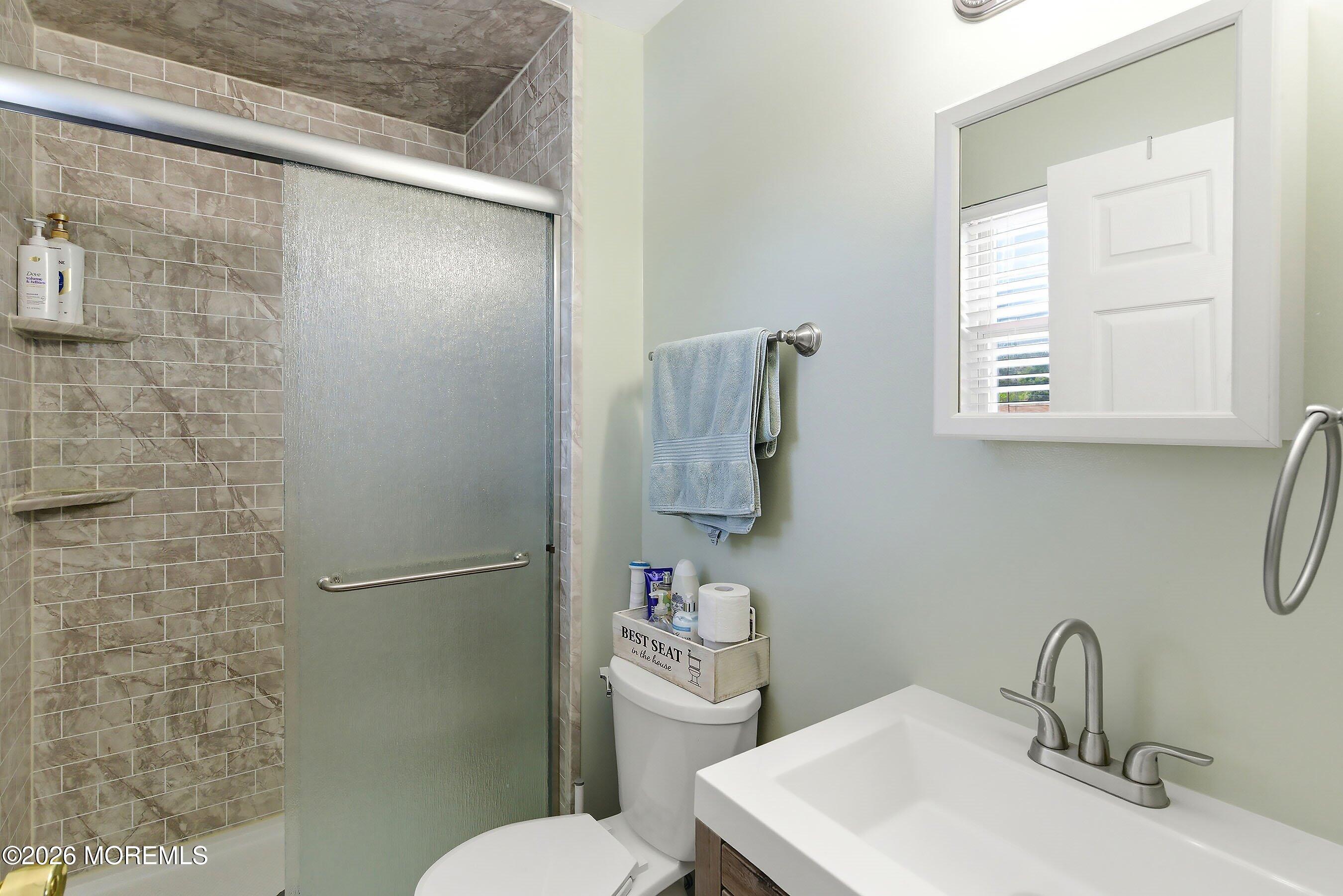16 Cherry Street Beachwood NJ 08722