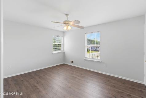 16 Cherry Street Beachwood NJ 08722