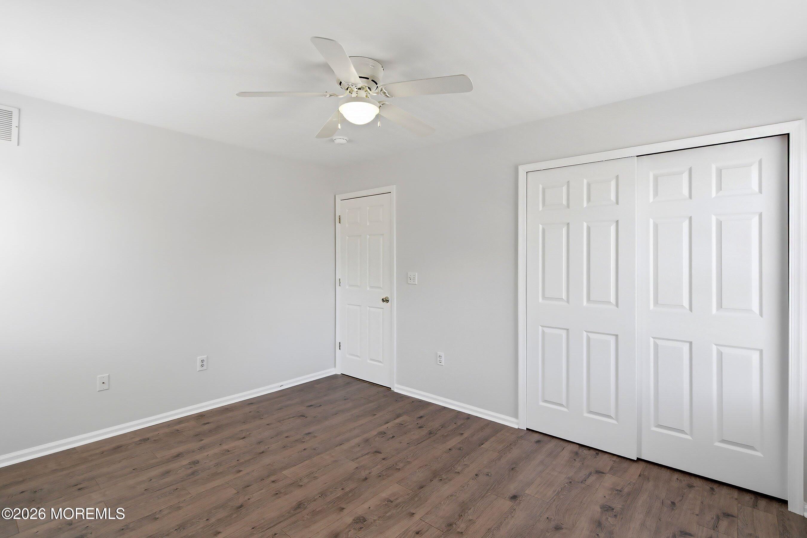 16 Cherry Street Beachwood NJ 08722