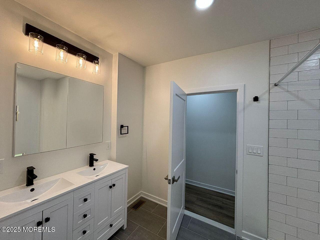 438 Lawrence Street Burlington City NJ 08016