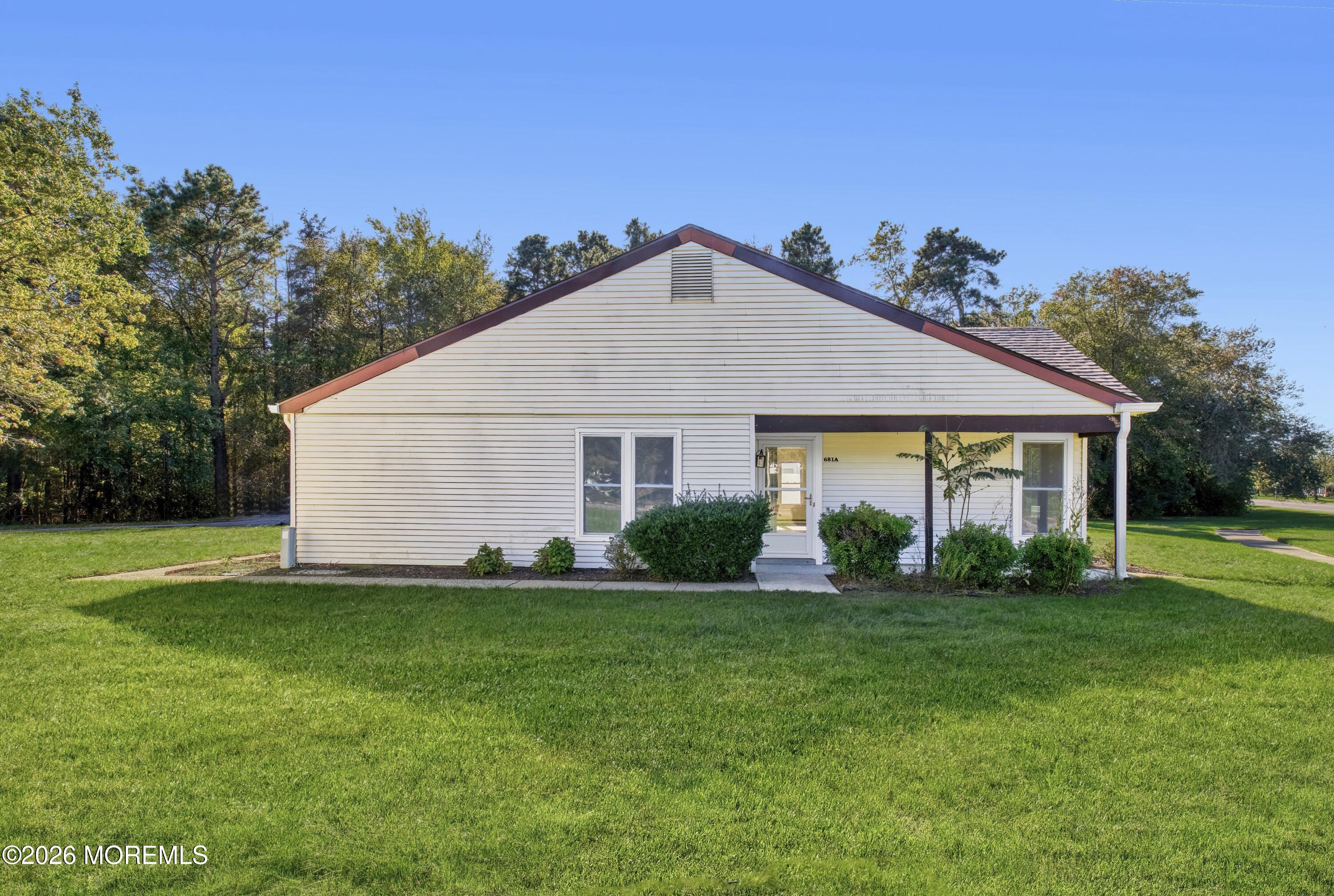 681A Huntington Drive Manchester NJ 08759