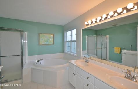 2531 Ridgemont Court Toms River NJ 08755