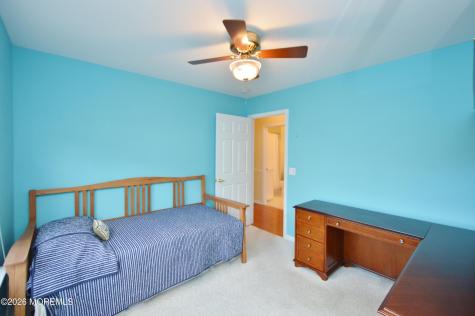 2531 Ridgemont Court Toms River NJ 08755