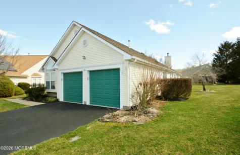 2531 Ridgemont Court Toms River NJ 08755