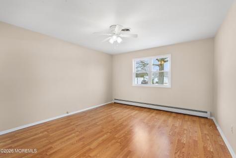 19 Bennington Drive Toms River NJ 08757