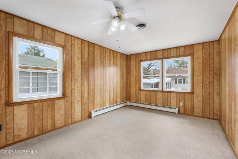 19 Bennington Drive Toms River NJ 08757