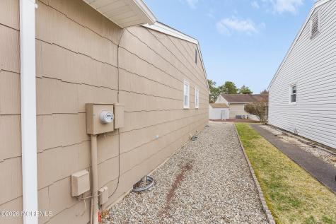 19 Bennington Drive Toms River NJ 08757