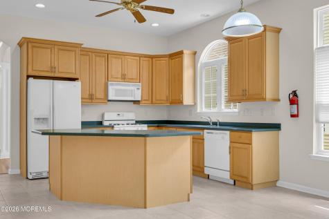 39 Plymouth Way Barnegat NJ 08005