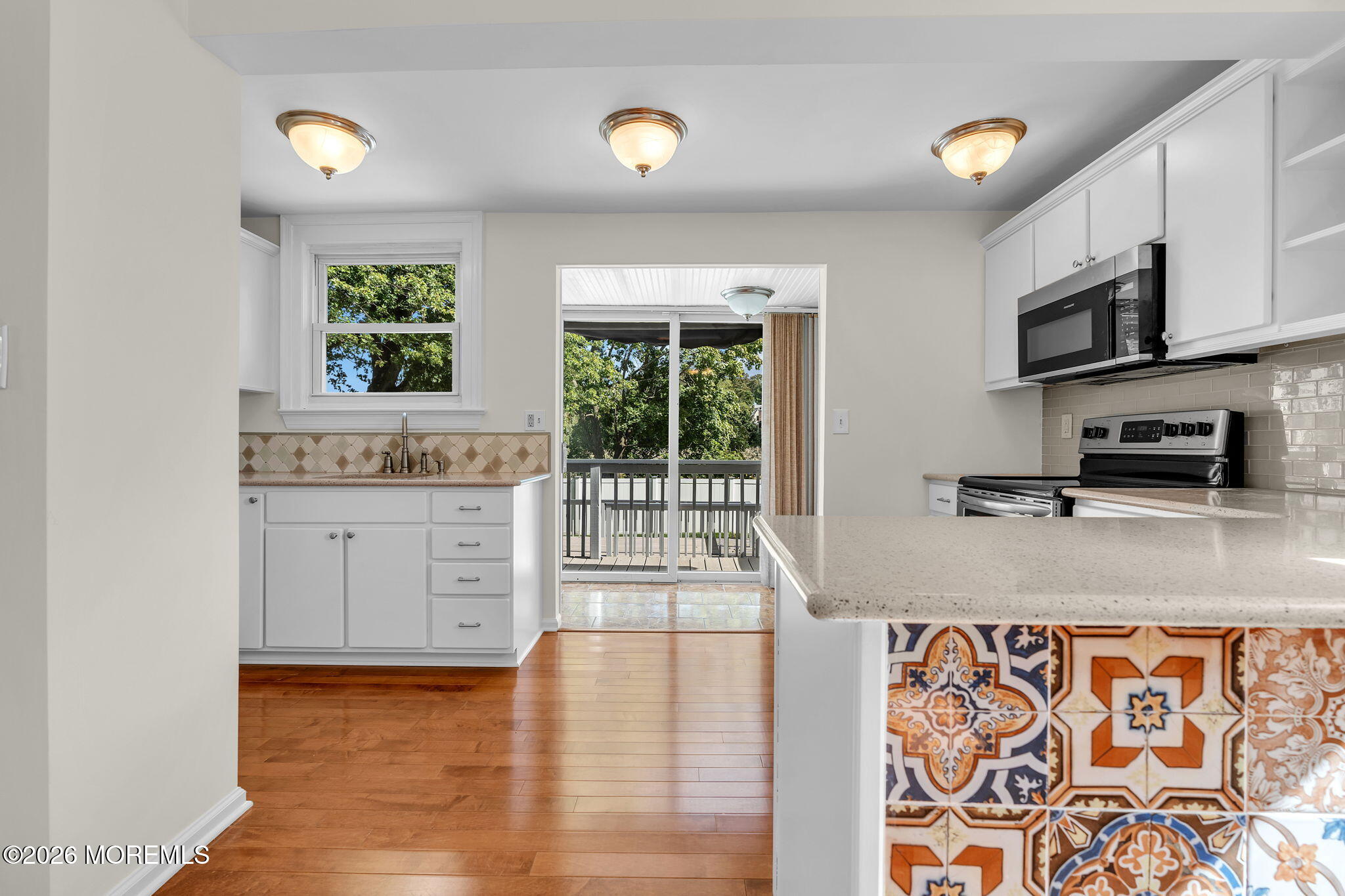 412 Glenmary Avenue Leonardo NJ 07737