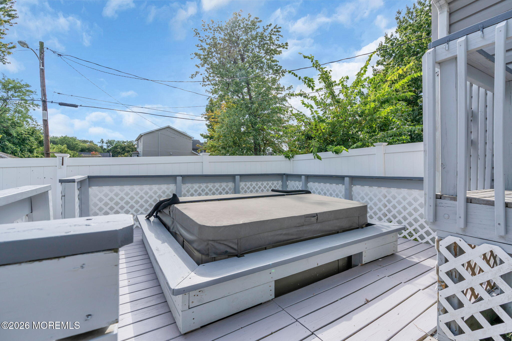 412 Glenmary Avenue Leonardo NJ 07737