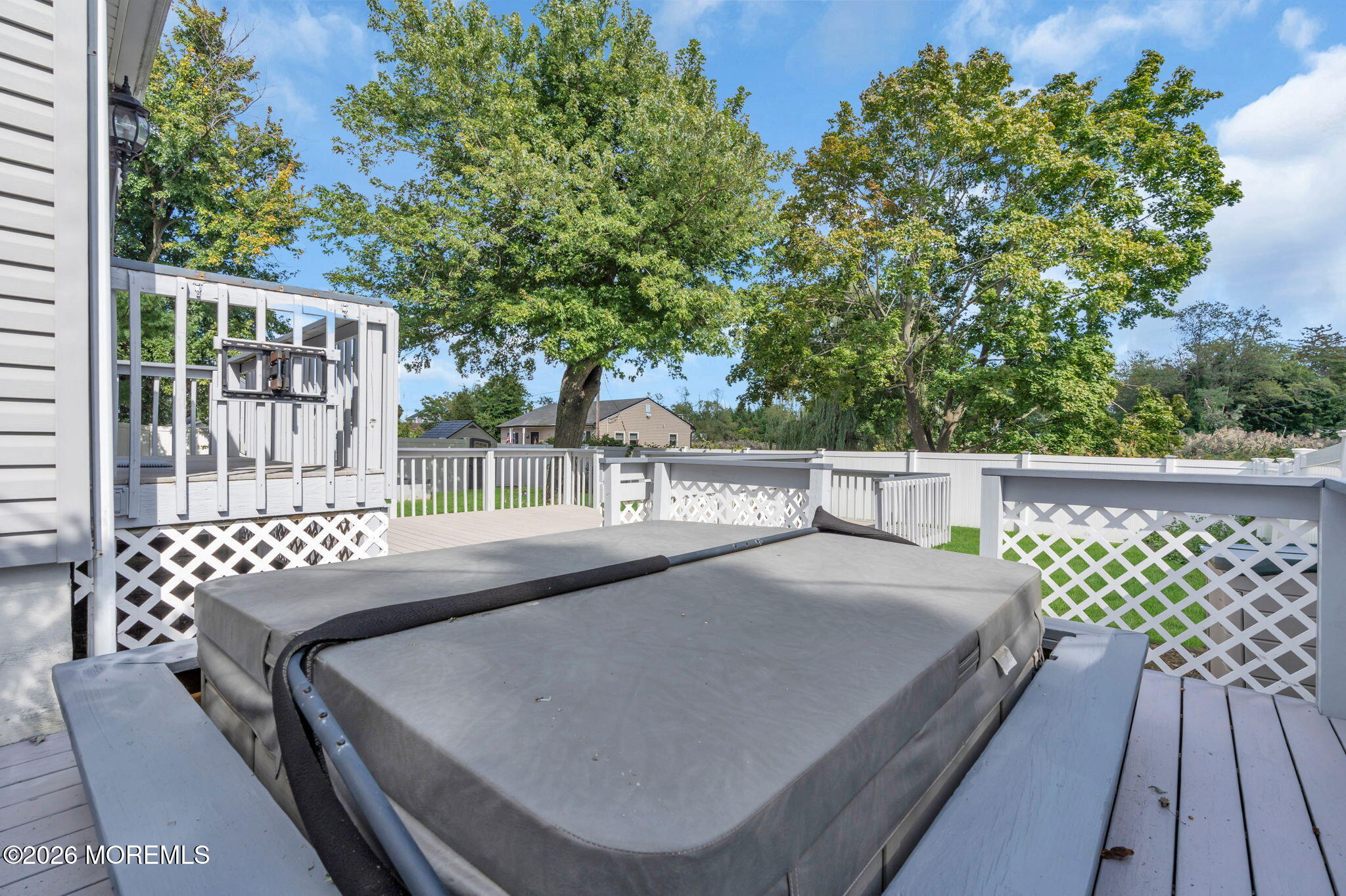 412 Glenmary Avenue Leonardo NJ 07737