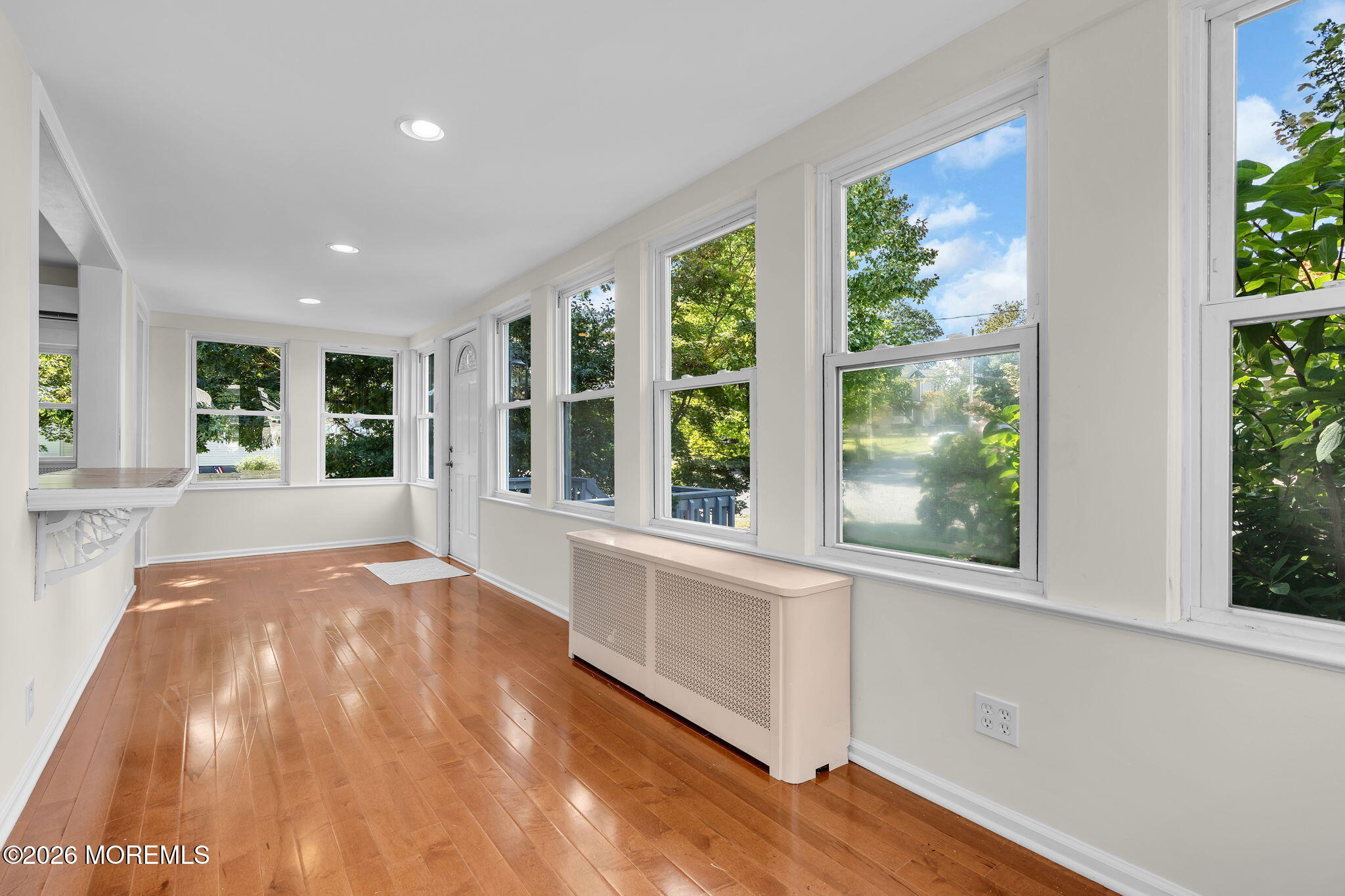 412 Glenmary Avenue Leonardo NJ 07737