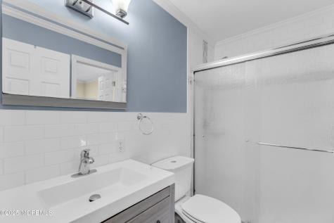 20 Falmouth Avenue Whiting NJ 08759