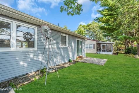 20 Falmouth Avenue Whiting NJ 08759