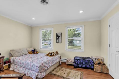 20 Falmouth Avenue Whiting NJ 08759