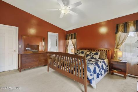 30 Heritage Drive Howell NJ 07731