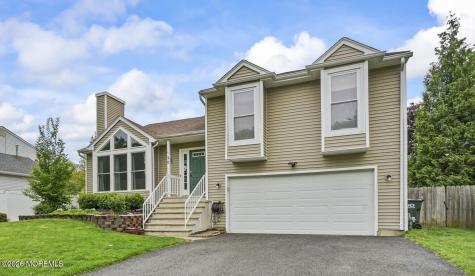 30 Heritage Drive Howell NJ 07731