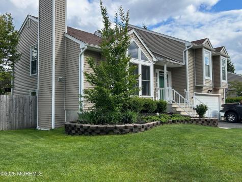30 Heritage Drive Howell NJ 07731
