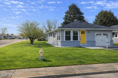 79 Guadeloupe Drive Toms River NJ 08757