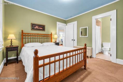 32 Ferndale Road North Caldwell NJ 07006