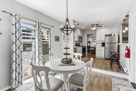 23 Chelsea Drive Whiting NJ 08759