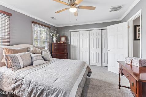 23 Chelsea Drive Whiting NJ 08759