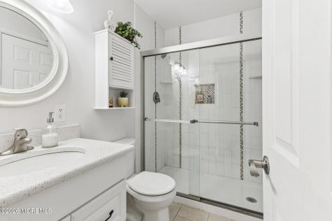 23 Chelsea Drive Whiting NJ 08759