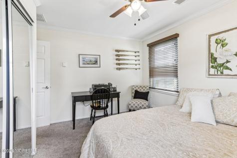 23 Chelsea Drive Whiting NJ 08759