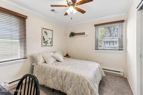 23 Chelsea Drive Whiting NJ 08759