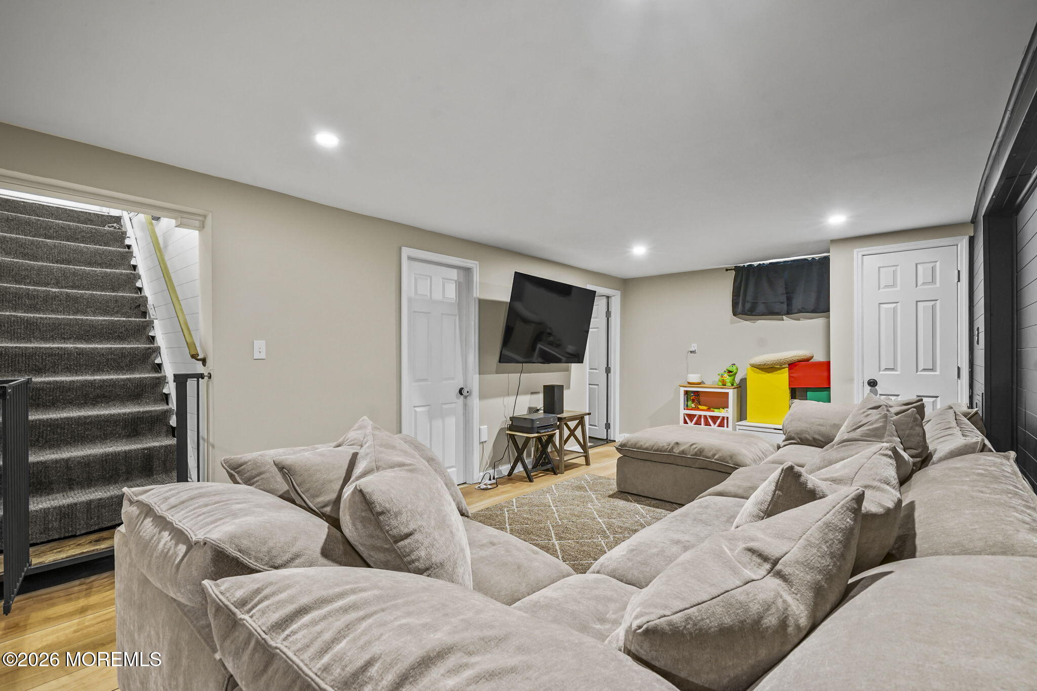352 Leeward Avenue Beachwood NJ 08722