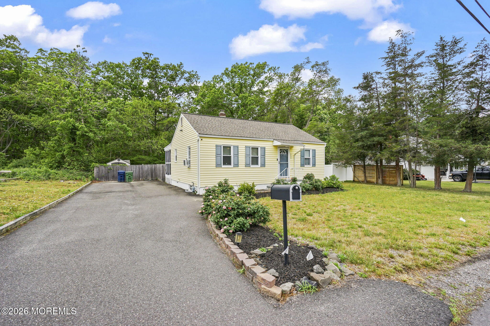 352 Leeward Avenue Beachwood NJ 08722