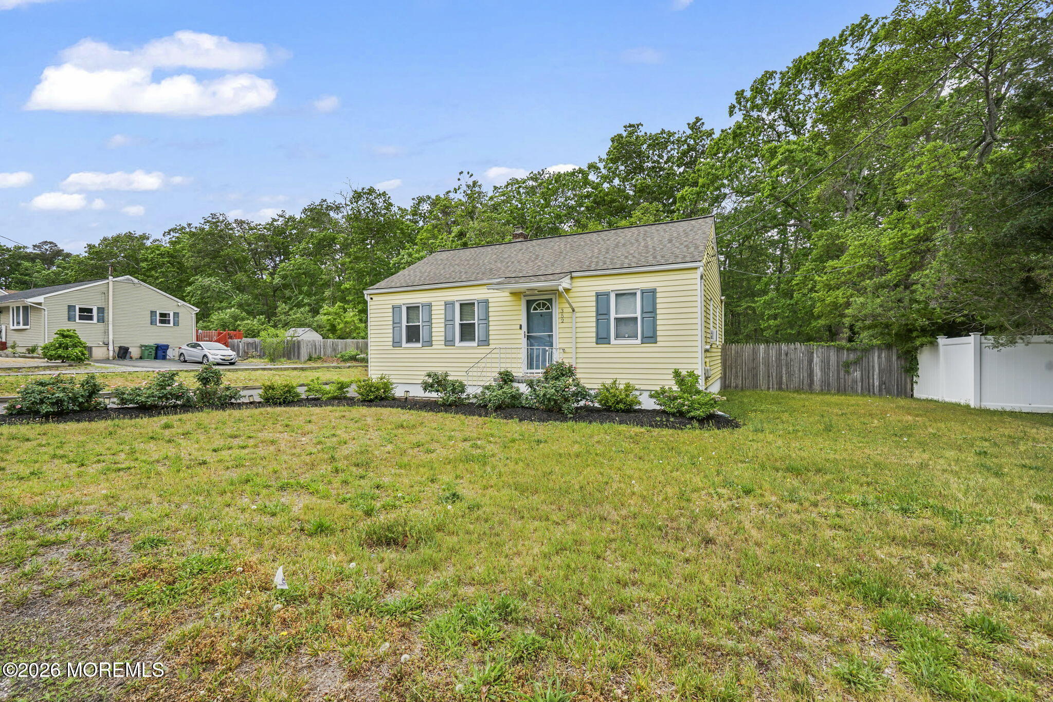 352 Leeward Avenue Beachwood NJ 08722