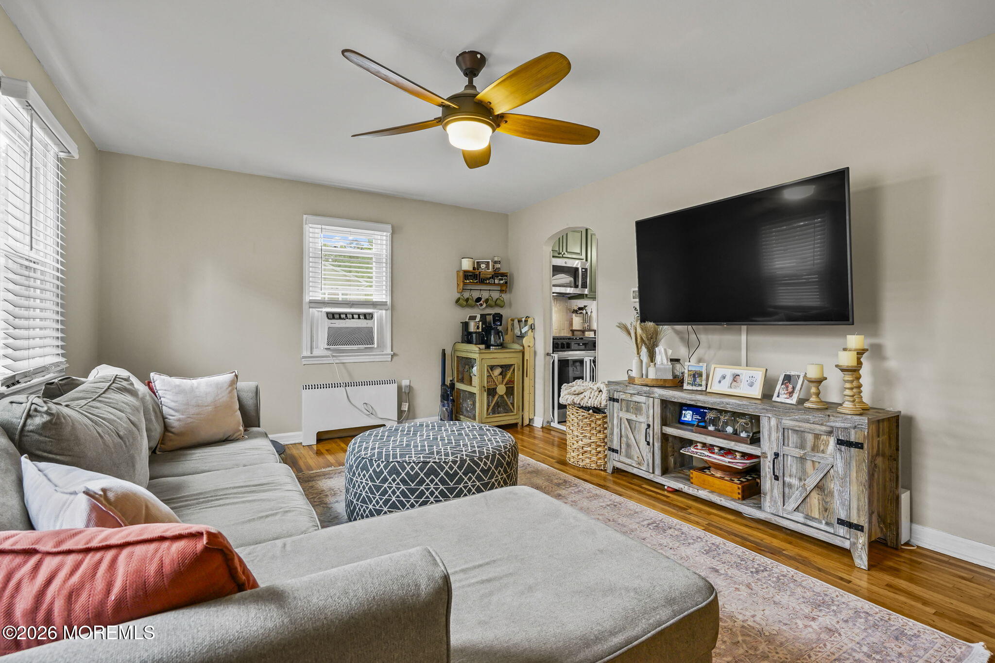 352 Leeward Avenue Beachwood NJ 08722