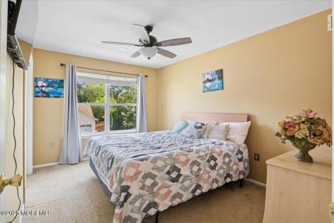 2 Higgins Court Howell NJ 07731
