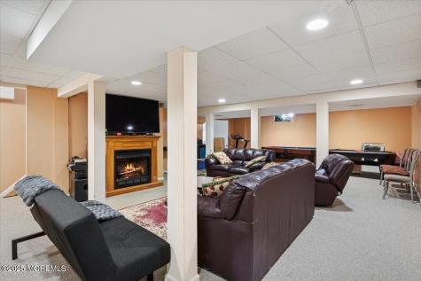 2 Higgins Court Howell NJ 07731