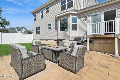 2 Higgins Court Howell NJ 07731