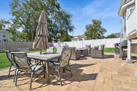 2 Higgins Court Howell NJ 07731